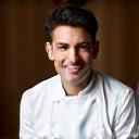 Photo de profil de Nicolas Petit, propriétaire de restaurant.